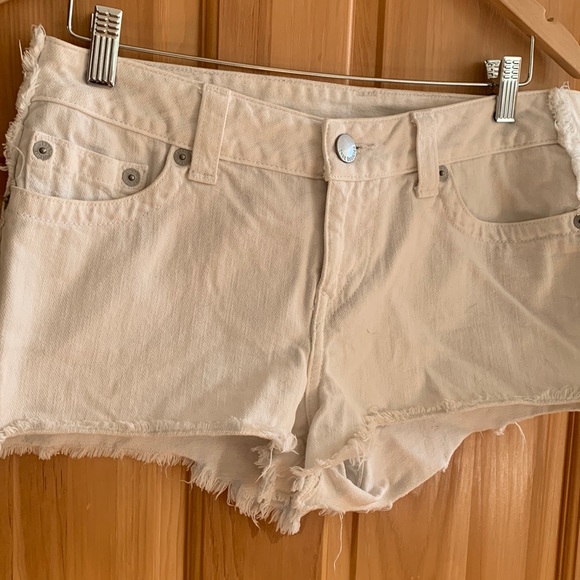 True religion cut off shorts - Picture 1 of 3